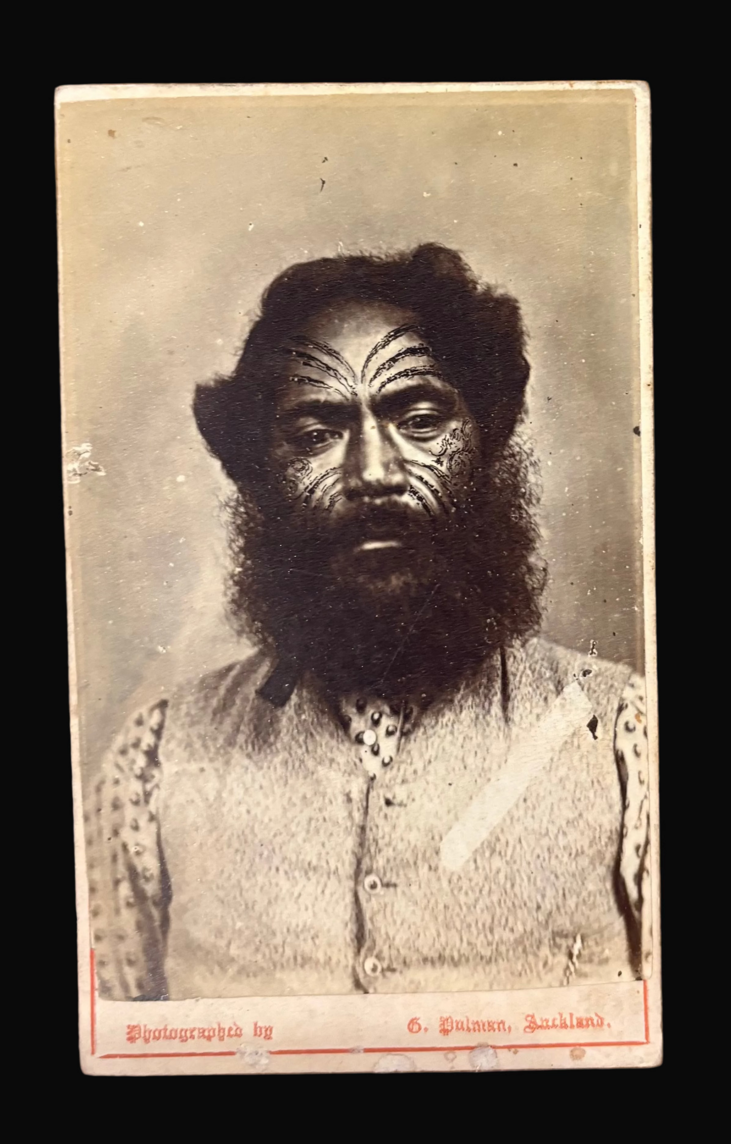 Carte de Visite of the Māori Rangatira (chief) Hōri Ngākapa te Whanaunga by Elizabeth Pulman