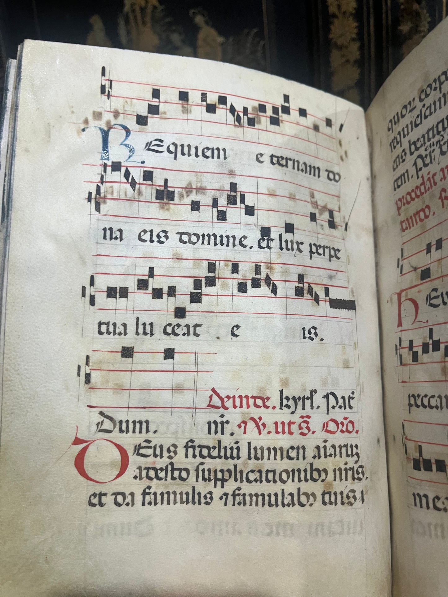 c1500 Manuscript Antiphonal on Vellum for the Mass of the Dead (Missa Pro Defunctis) / Requiem early 16th Century