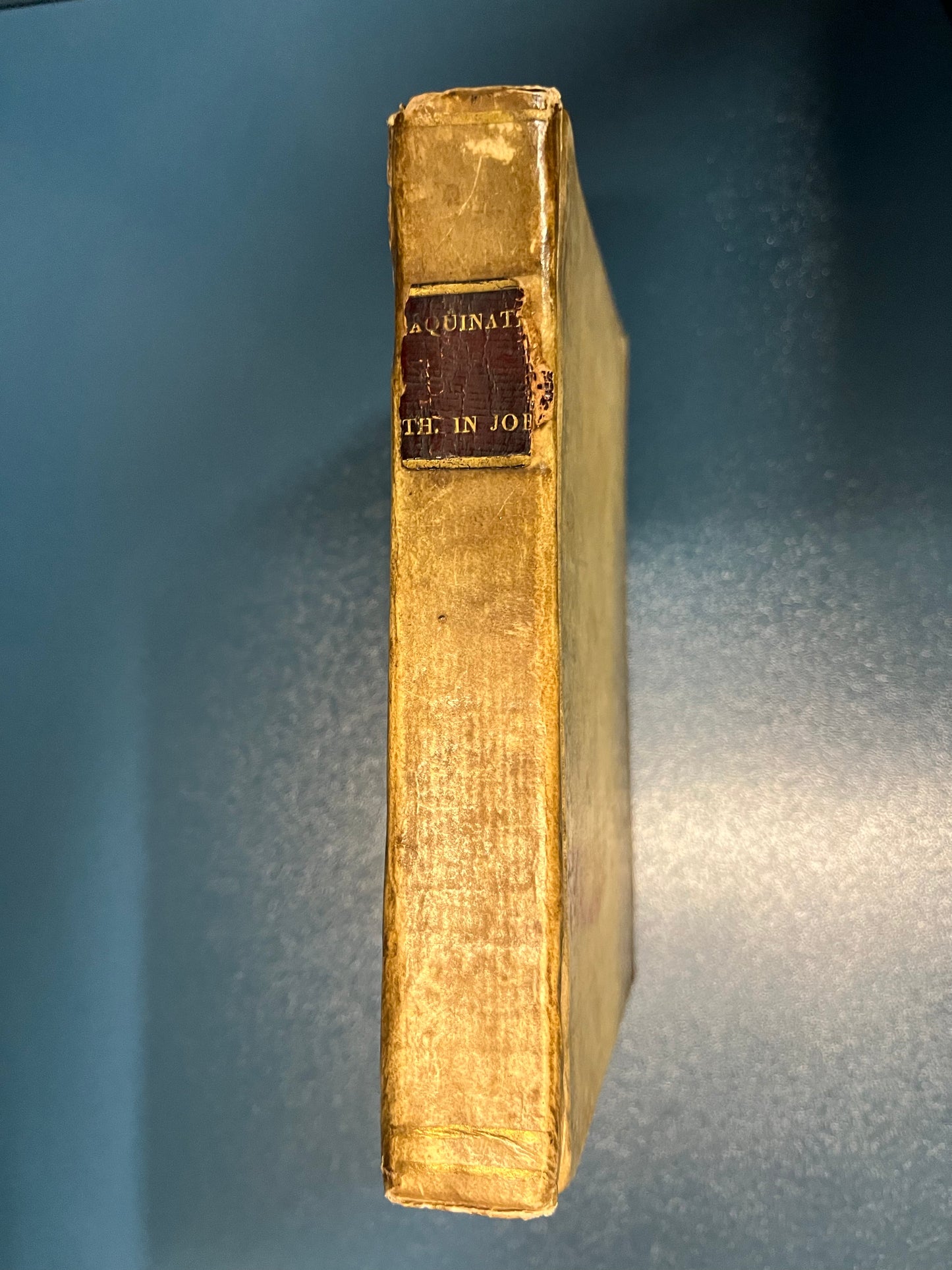 "Enarratio lucidissima in profundum atque difficilem sancti Job prophete librum vobis cedit clari lectores vel nunc Campestri recognition" - “A Clear account of the Deep and Challenging Book of the Prophet Job” - Thomas Aquinas - 1520