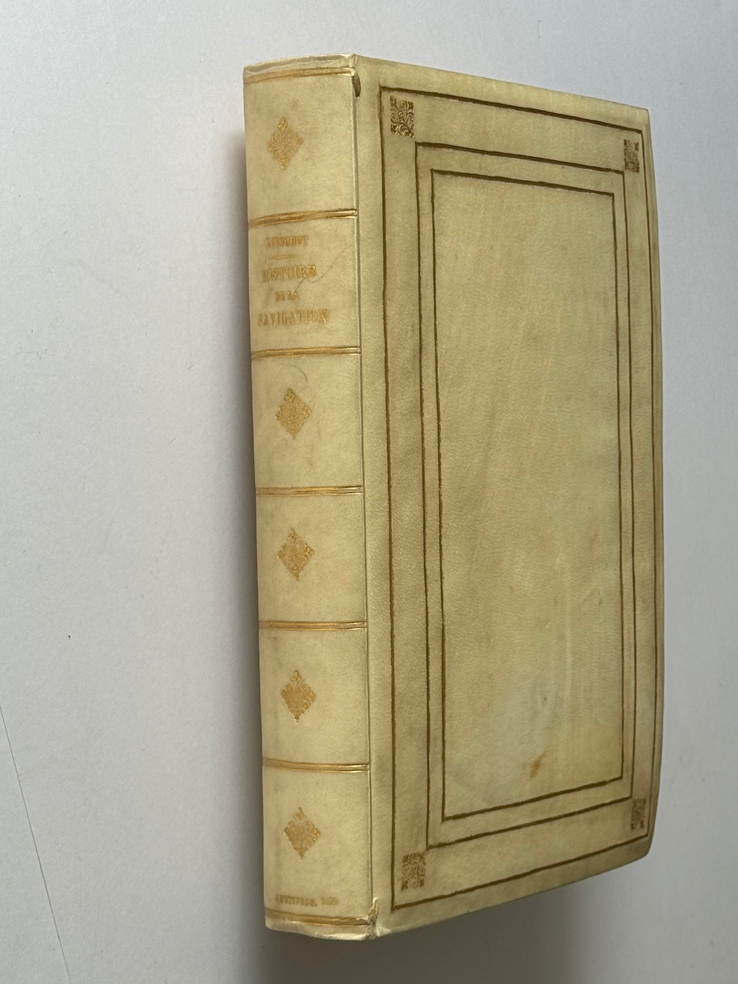 Linschoten’s Itinerario – The Book which Opened European Trade to the East - With important maps of the World, Asia and Japan”