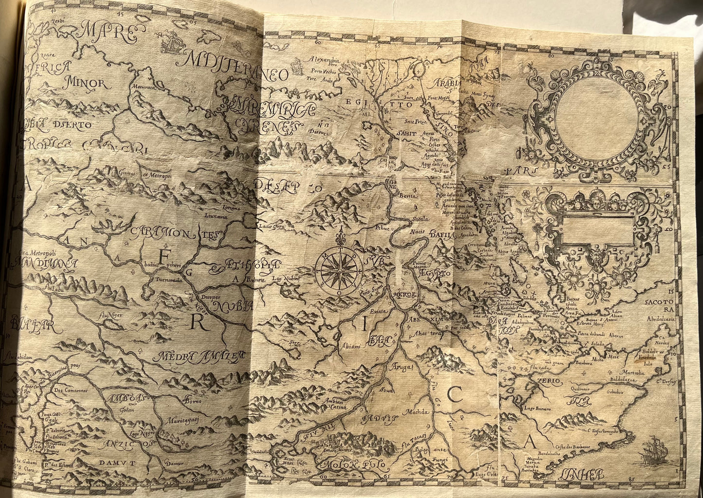 Regnum Congo hoc est Vera descriptio regni Africani, quod tam ab Incolis quam Lusitanis Congus appellatur - Petits Voyages part 1 1598