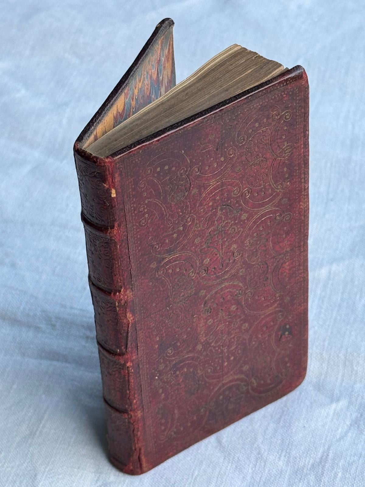 Queens Binder  - Fine red Morocco Binding - 1671 - Directions for a Godly Life