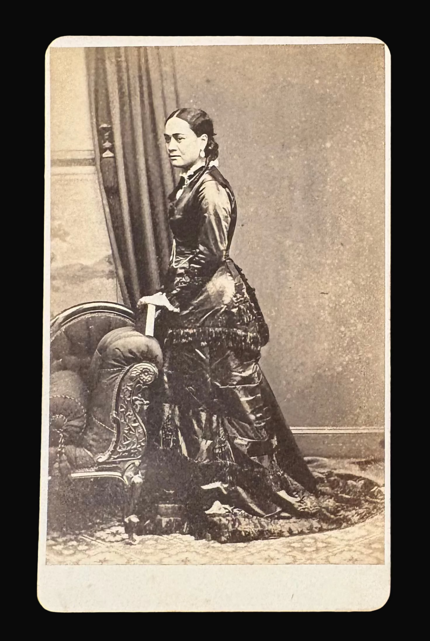 c1870 Carte de Visite of the Māori leader Wikitoria Taitoko Kepa, Daughter of Te Keepa Te Rangihiwinui (Major Kemp)
