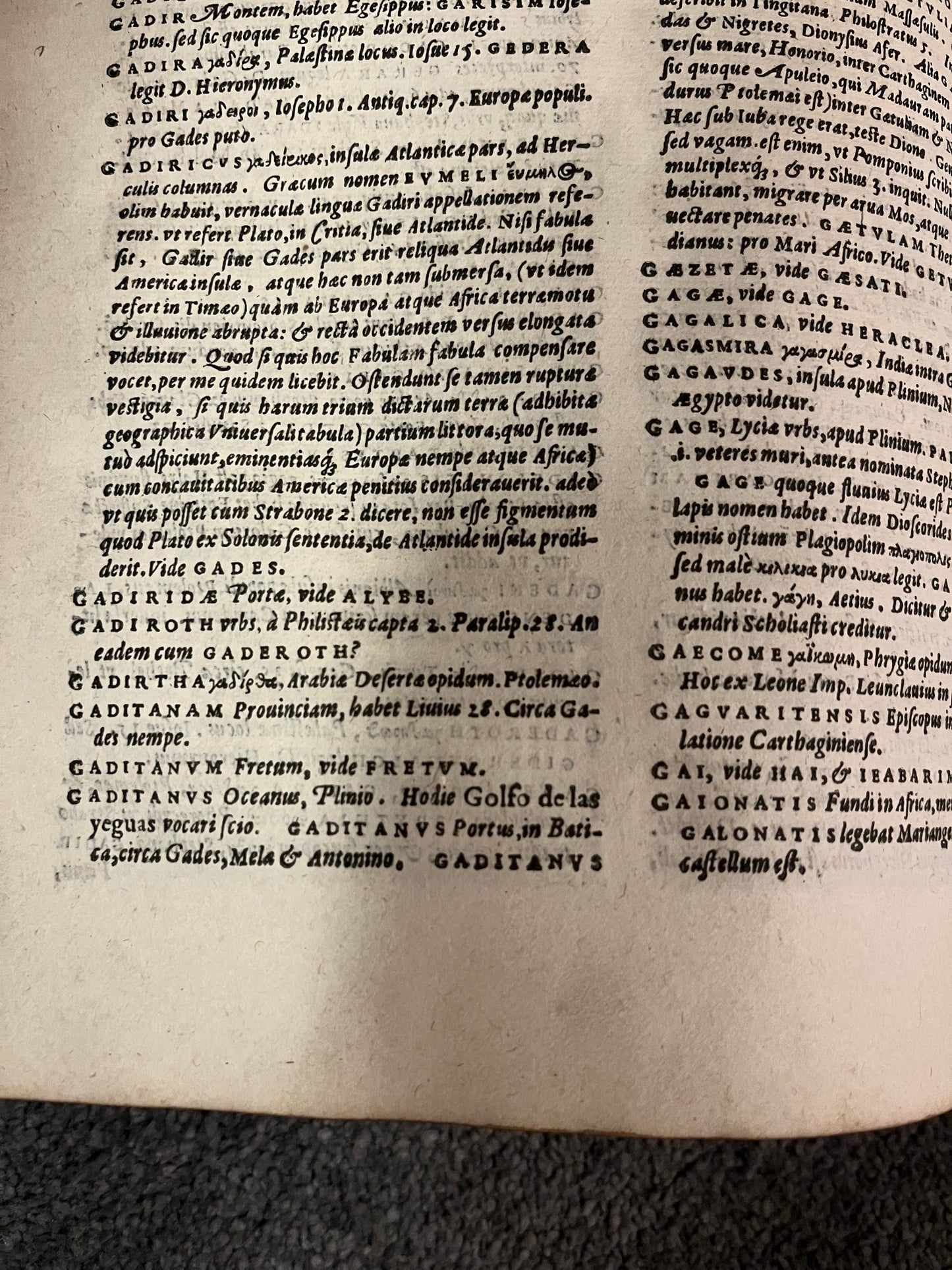 The First recorded suggestion of Continental Drift - Thesaurus Geographicus - 1596 - Ortelius - Plantin